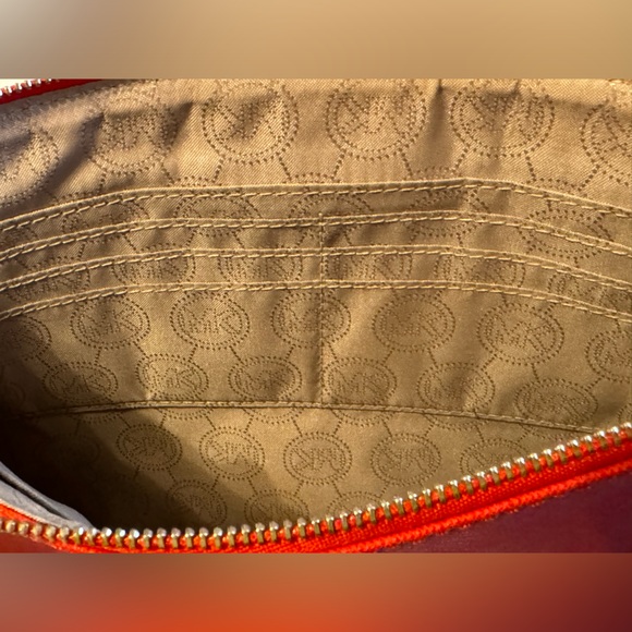 Michale Kors studded coral wristlet - Picture 6 of 9